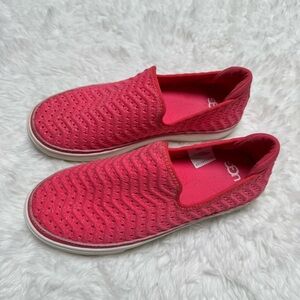 UGG Caplan Pink Mesh Slip On Sneakers Size 5.5